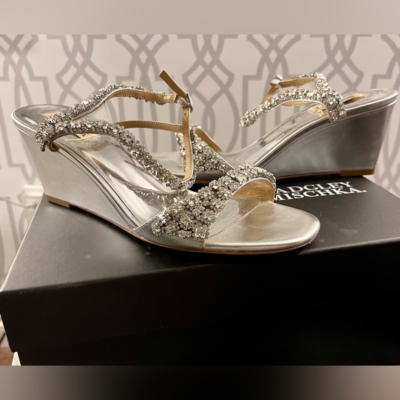 Badgley Mischka Shoes - BADGLEY MISCHKA
Gali Embellished Leather Wedge Sandals